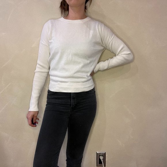 Athleta Open-back Crewneck Sweater White Soft in Size Small - Picture 3 of 7